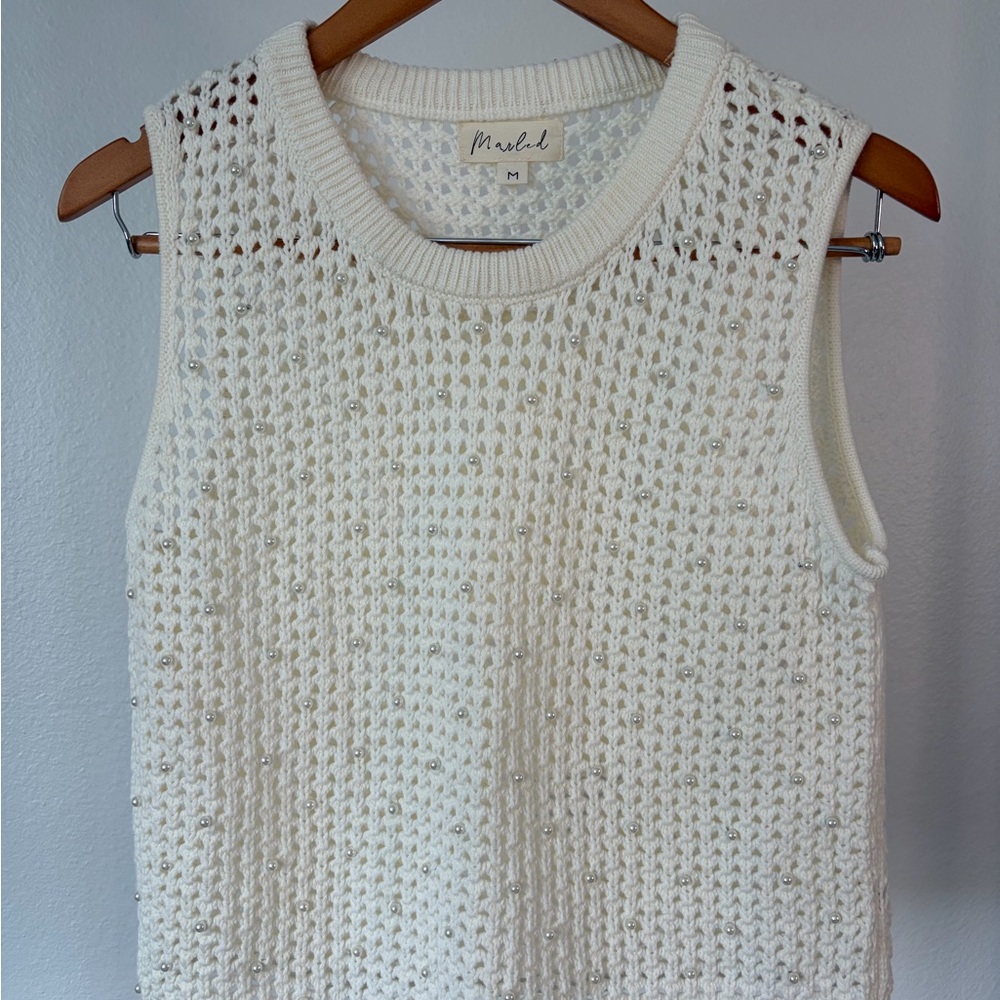 Cream Knit Pearl Beaded Accents Sleeveless Top